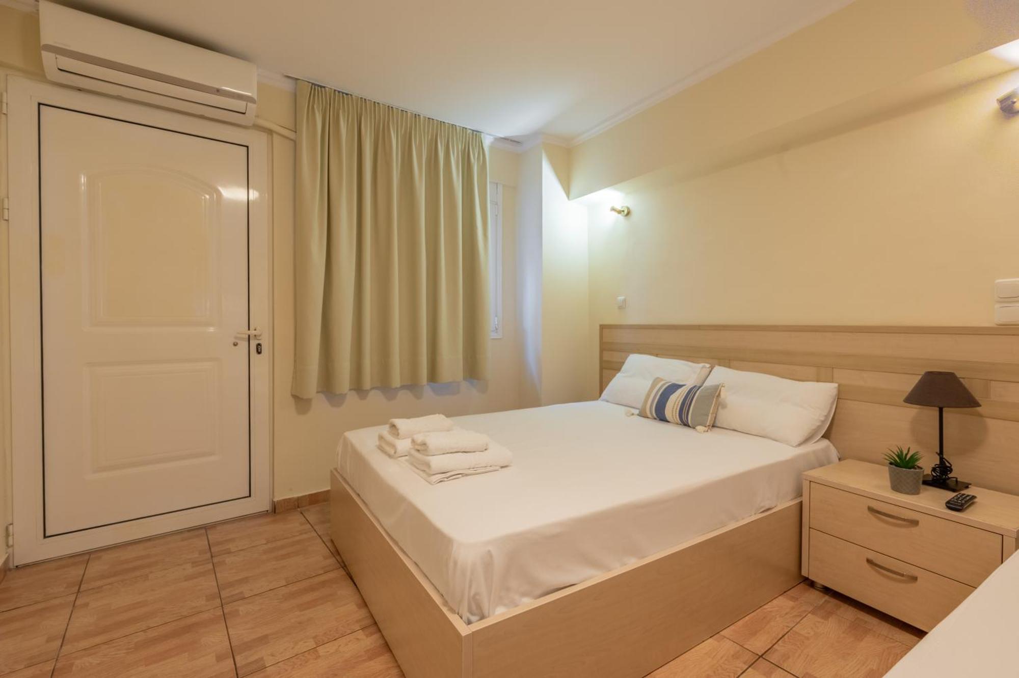 Mytilíni Fontana Luxury Rooms מראה חיצוני תמונה