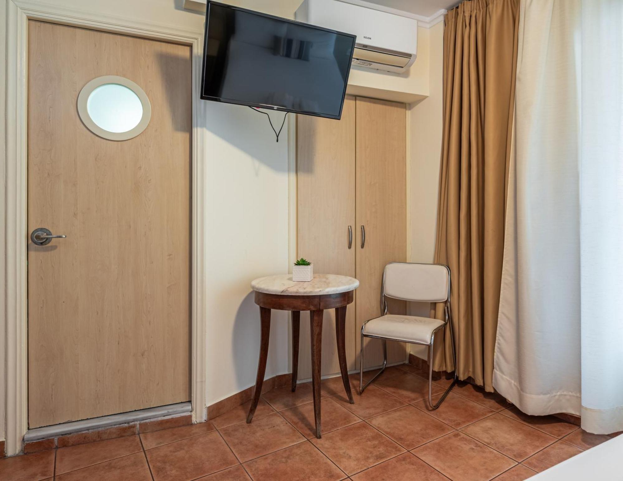 Mytilíni Fontana Luxury Rooms מראה חיצוני תמונה