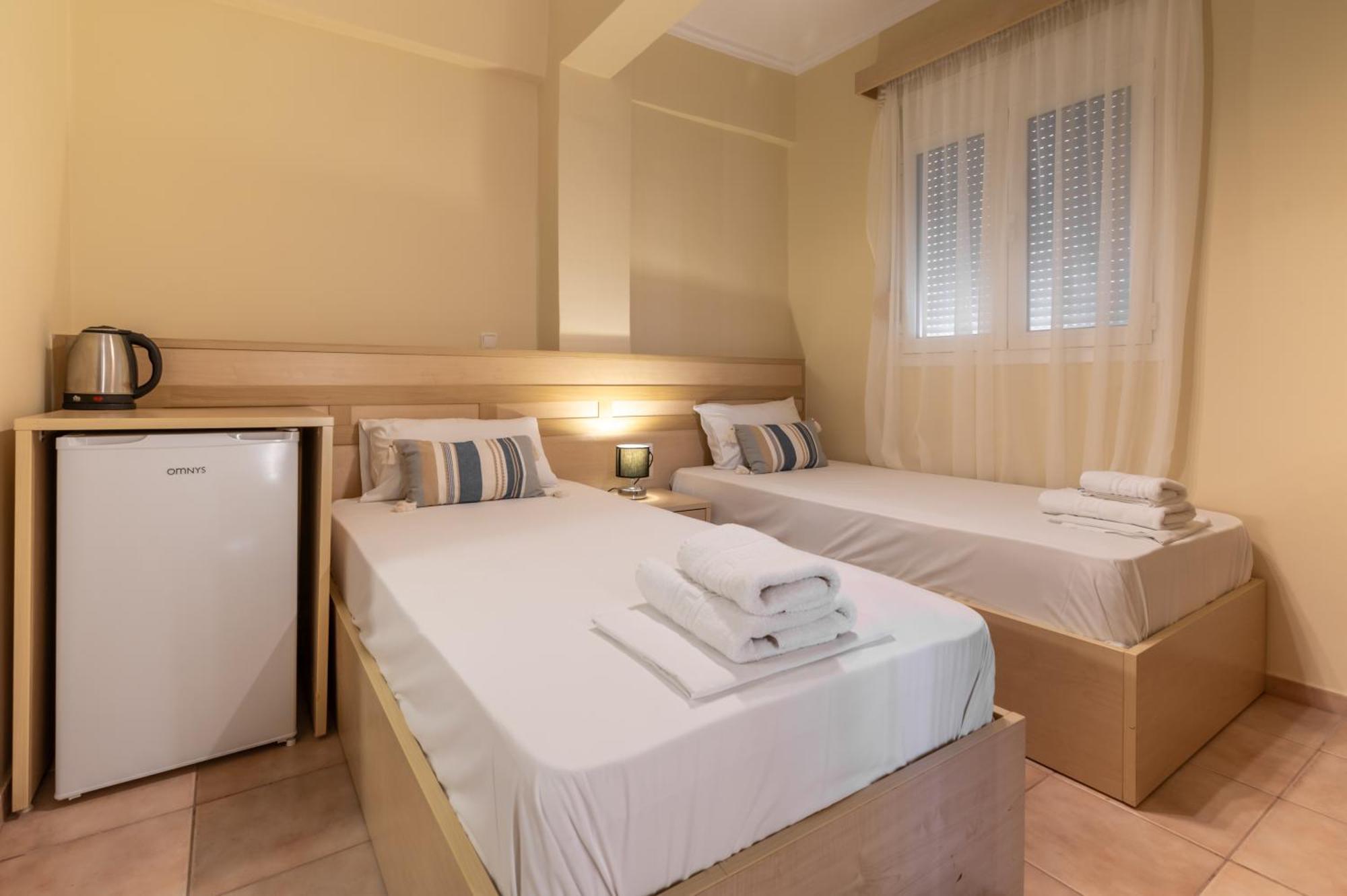 Mytilíni Fontana Luxury Rooms מראה חיצוני תמונה